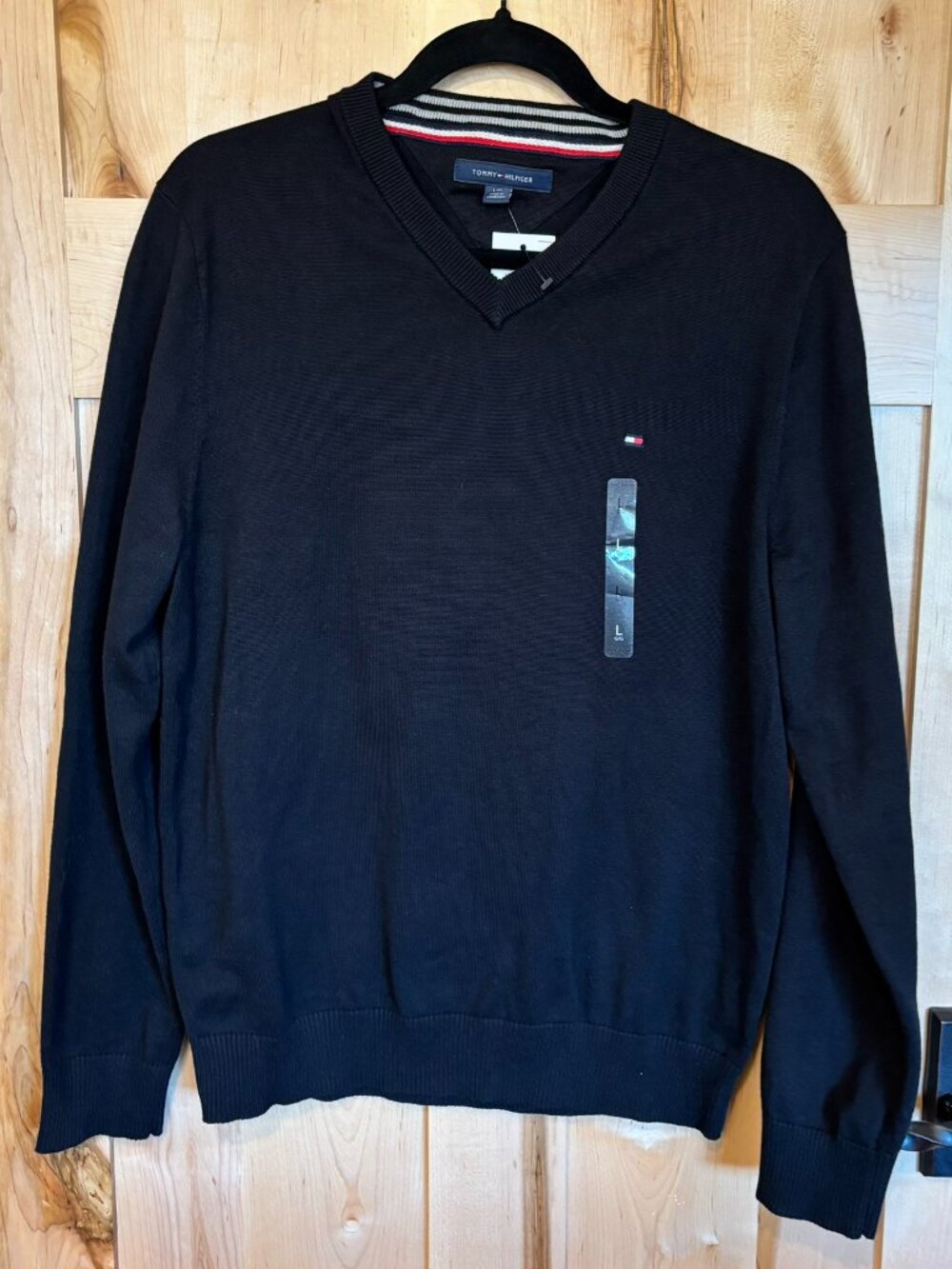 New NWT Tommy Hilfiger V Neck Sweater L Large Black 100% Cotton MSRP $69.50